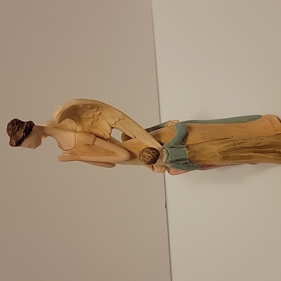 Edens Angel Figure - Picture 6 of 7